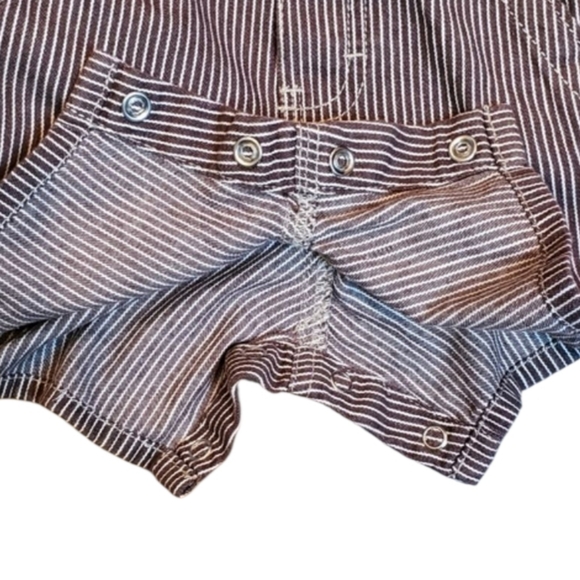 Oshkosh Baby Shortalls Overall Shorts Adjustable Straps Hickory Stripe 12 Months - Picture 3 of 8